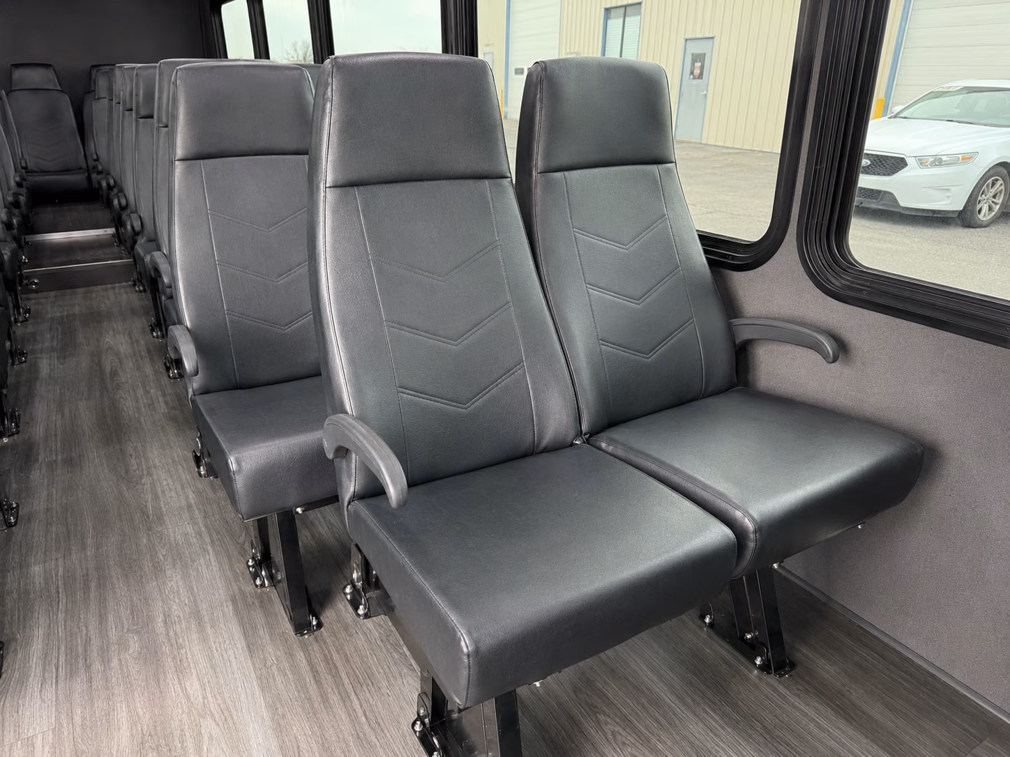 alexandria bus rentals