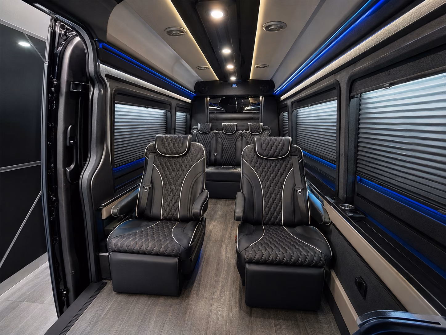 alexandria corporate group airport transfers and employee shuttles