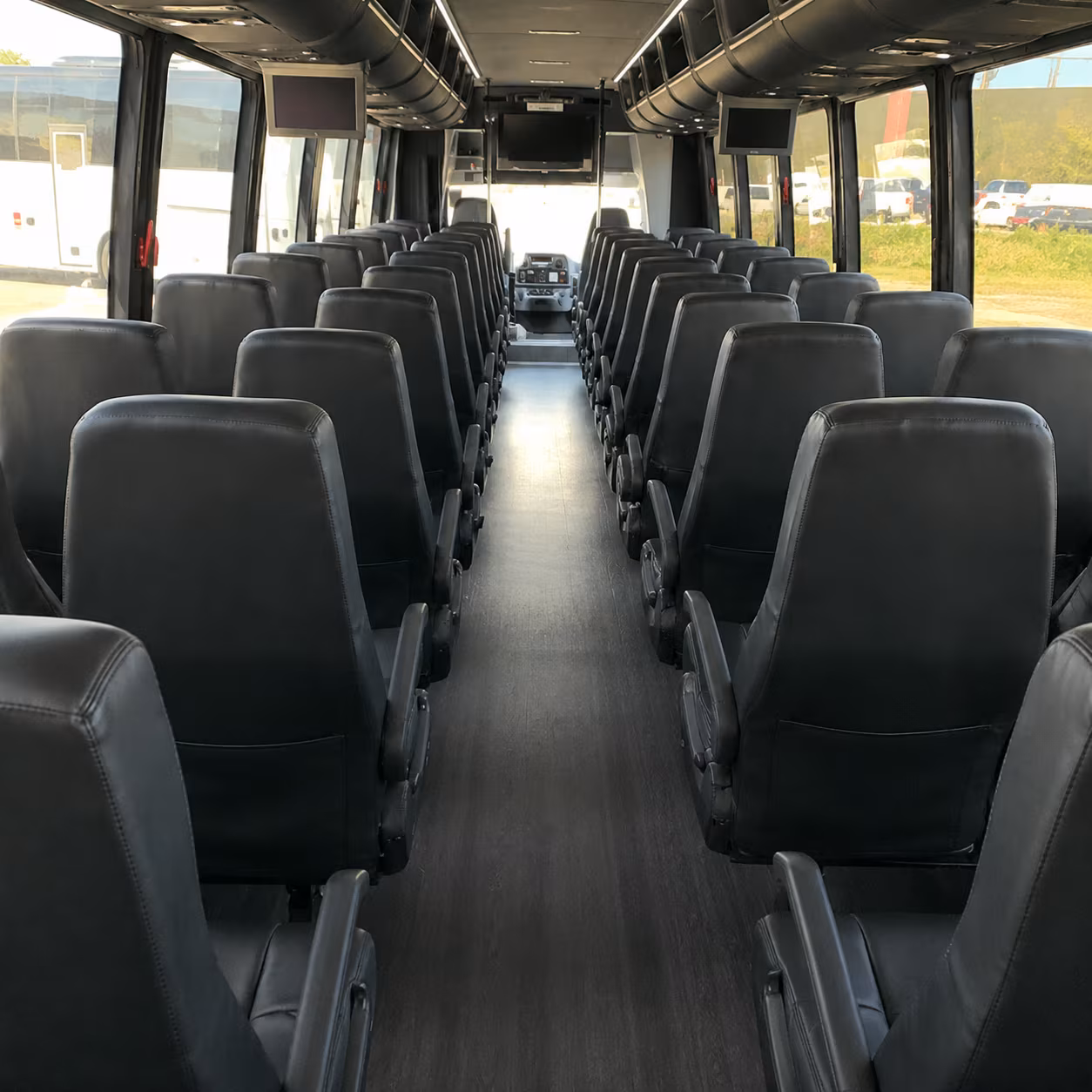 charter buses for large alexandria wedding groups and multi day weekends