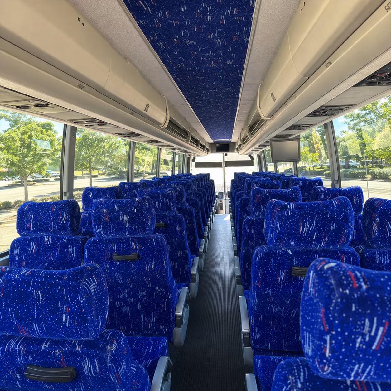 charter buses for smithsonian and national mall field trips from alexandria