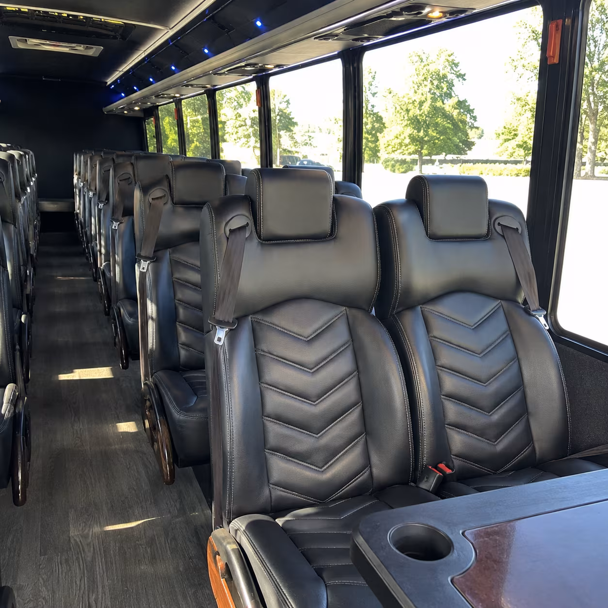 does the day of the week or the date change what a bus costs in alexandria