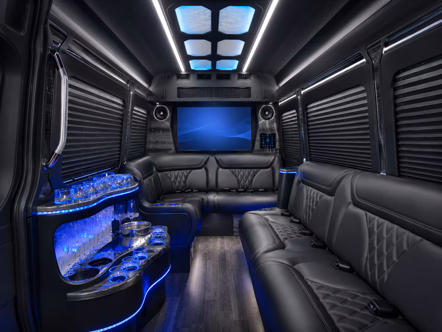 employee bus rentals for alexandria warehouses distribution centers and industrial sites