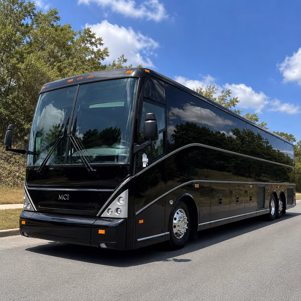 military base shuttle buses for fort belvoir and the northern virginia corridor