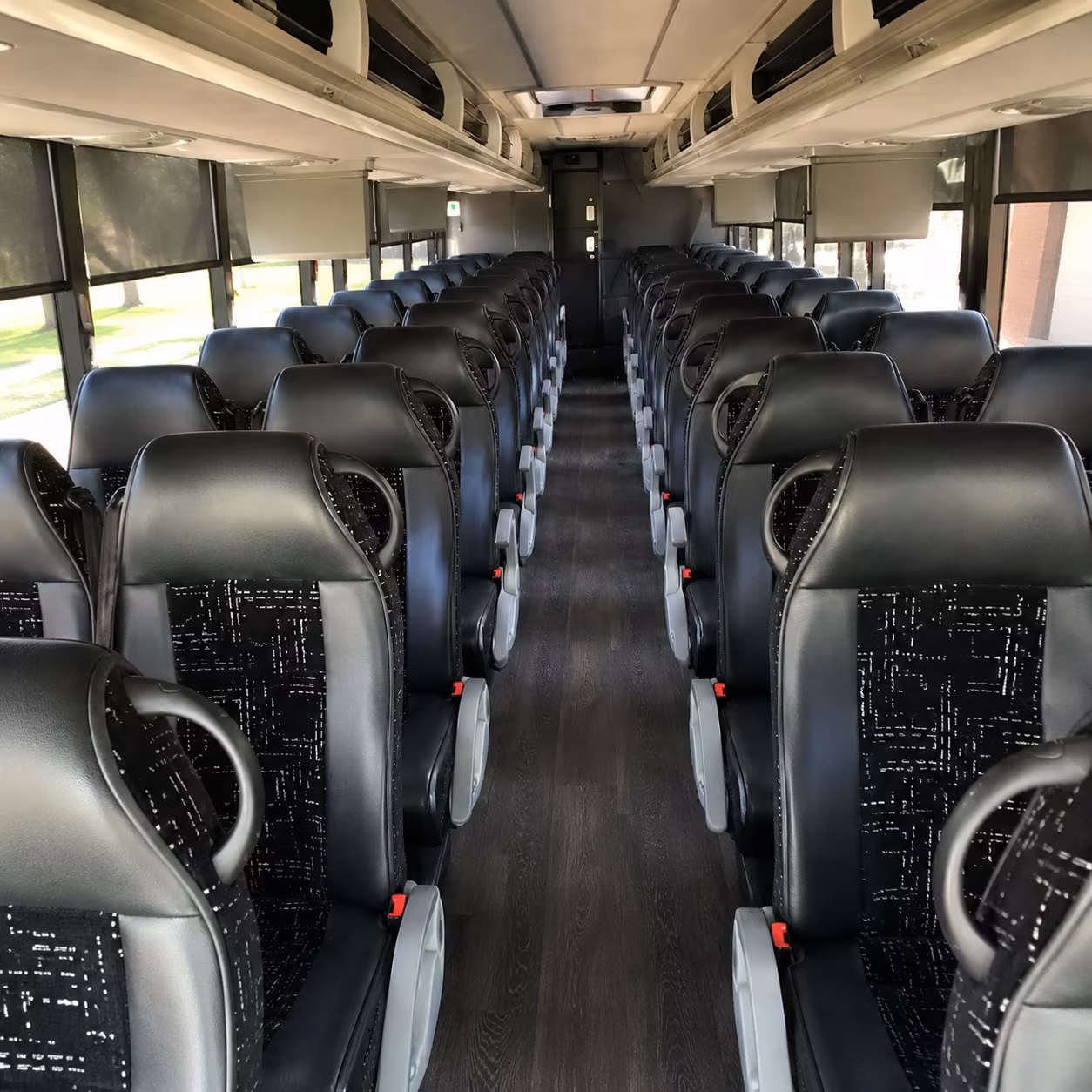 weekly worship shuttle buses for alexandria congregations